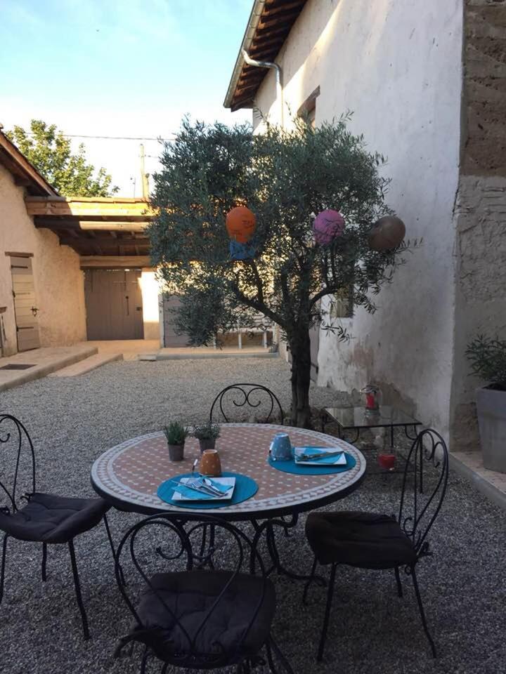 La Grange de la Batone - Bed&Breakfast Messimy-sur-Saone Esterno foto